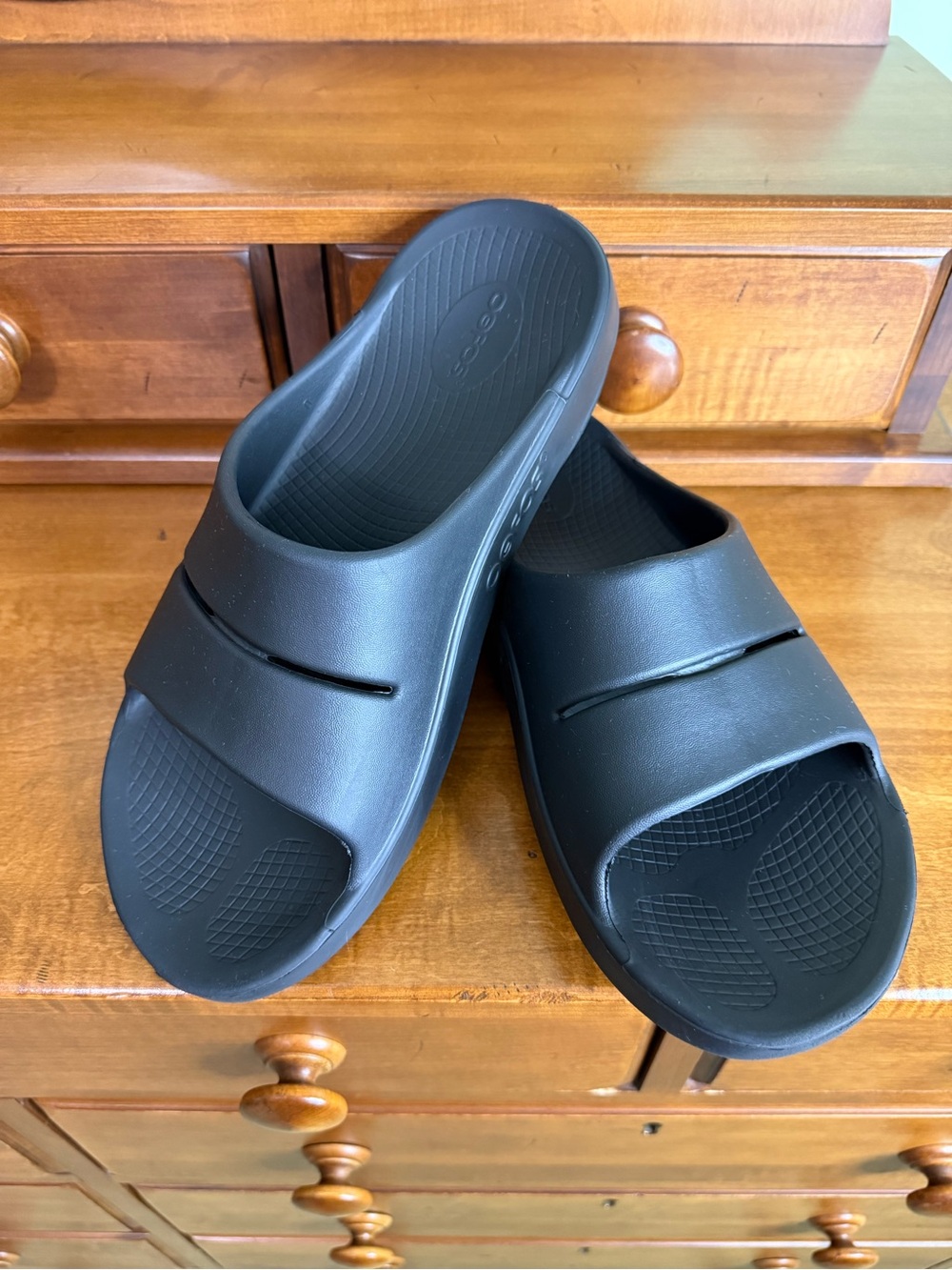 OOFOS‎ OOAHH recovery slide sandals black M10 W12 EU42 orthotic, beach walking